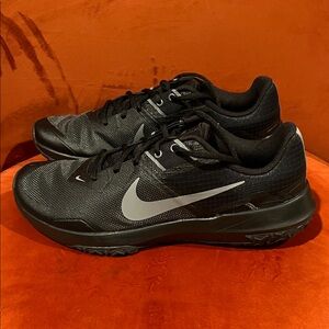 Nike Varsity Compete TR3 Size 11